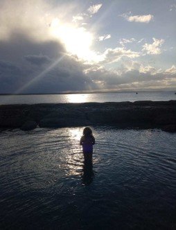 Sarah in het water